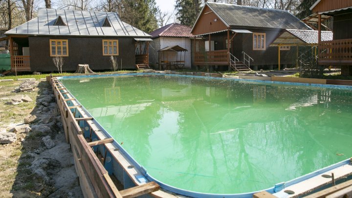 На базах отдыха в Вадул-луй-Водах начали подготовку к летнему сезону (фото)