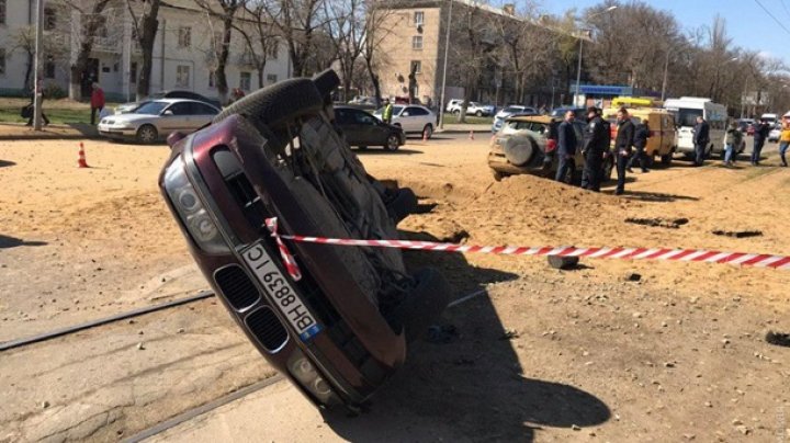 В Одессе под автомобилем прогремел мощный взрыв