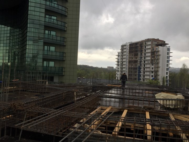 В Кишиневе на стройке задержали шестерых гастарбайтеров-нелегалов из Азербайджана