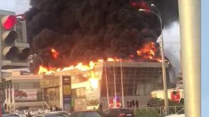 В Кемерово загорелся автосалон Hyundai