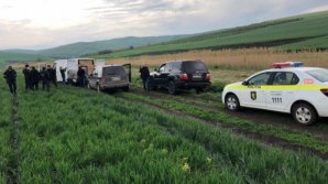 Полиция раскрыла преступную группировку, которую подозревают в контрабанде табака (видео)