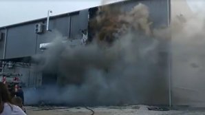 В бельцком супермаркете тушили огонь около двух часов