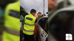 Пьяный и агрессивный водитель устроил скандал перед полицейскими (видео)