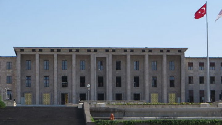В Турции предотвращен теракт в парламенте