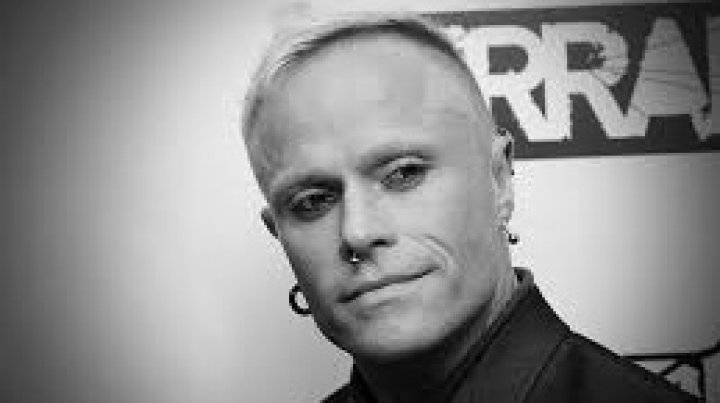 В крови покойного вокалиста The Prodigy нашли алкоголь и наркотики