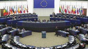 Евродепутаты: Решения Конституционного суда необходимо соблюдать