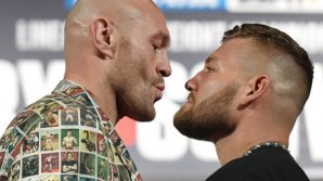 Шварц и Фьюри смешно позировали во время дуэли взглядов перед боксерским поединком (видео)