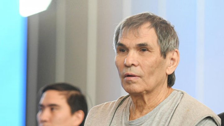 Бари Алибасов попал в реанимацию в тяжелом состоянии, после того, как выпил жидкость для прочистки труб