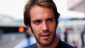 Жан-Эрик Вернь во второй раз подряд стал чемпионом "Формула Е"