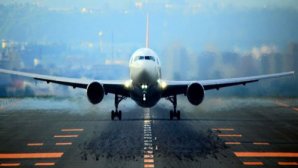 Вылетевший в Москву самолет AirBaltic вернулся в Ригу из-за технических проблем