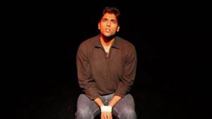 Смерть стендап-комика на сцене в Дубае приняли за часть представления