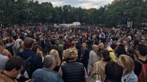 В Москве прошел массовый митинг в поддержку оппозиционных кандидатов: десятки задержаных