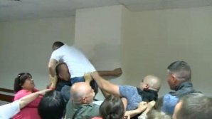 ВСМ: Протест в суде по делу Петика был нарушением закона о собраниях