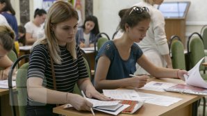 В Государственном и Техническом университетах начался первый этап приема документов