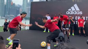 Футболисты "МЮ" дали мастер-класс болельщикам в Сингапуре