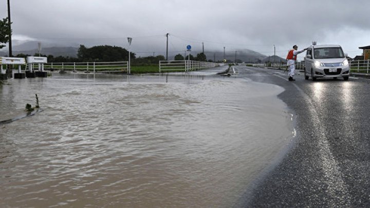 В Японии эвакуируют 1 миллион человек из-за дождей