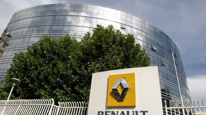 В штаб-квартире Renault проводят обыски