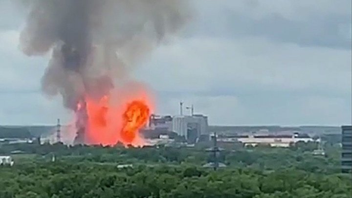 На ТЭЦ в подмосковных Мытищах пожар: один человек погиб и 13 пострадали