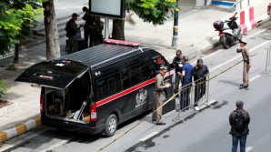 В Бангкоке прогремело несколько взрывов