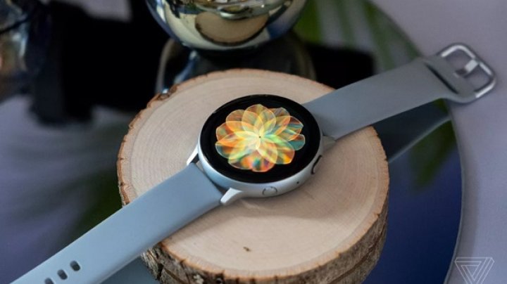 Samsung представила "умные" Galaxy Watch Active 2