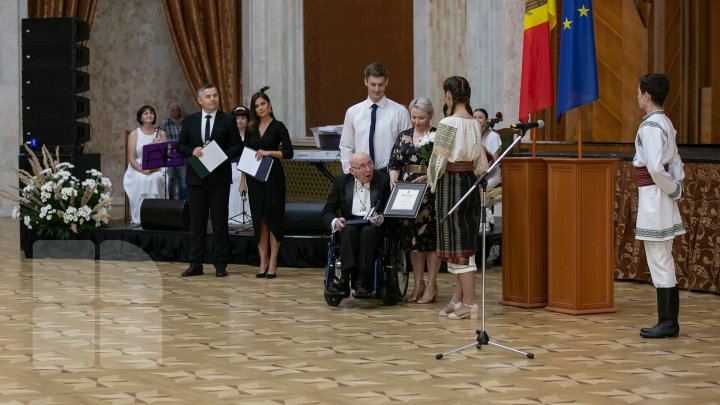 В Кишиневе наградили лауреатов Национальной премии (фоторепортаж)