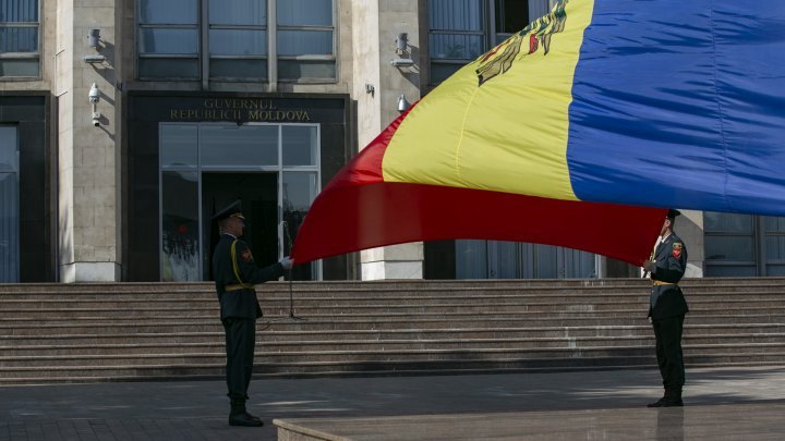 В Молдове проходит День памяти жертв тоталитарных и авторитарных режимов (фото)