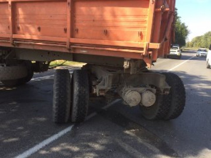 Авария в Единецком районе: Один человек погиб, двое получили ранения (фото)