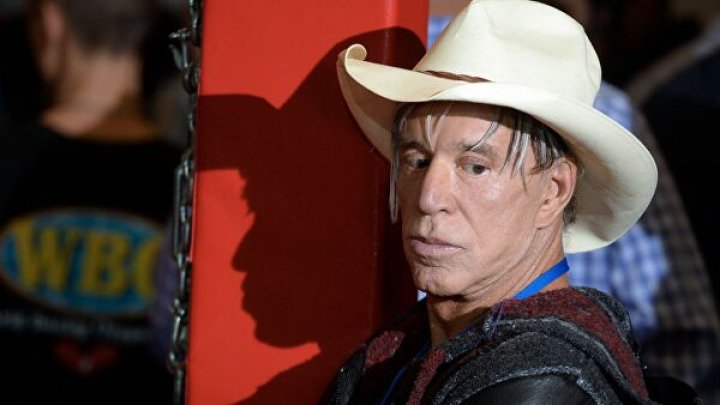 Микки Рурк хочет быть похороненным в украинском селе