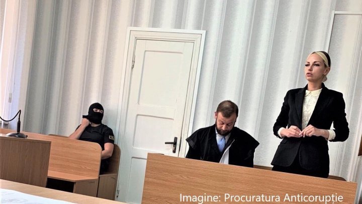 Марину Таубер сопроводили в здание суда: протесты сторонников депутата партии "ШОР" продолжаются  (ФОТО, ВИДЕО)