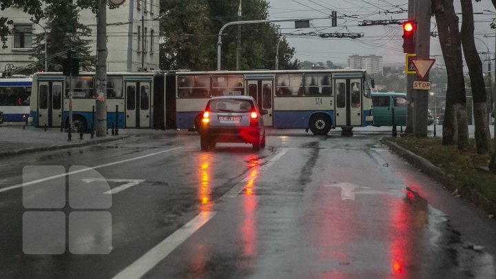 Как жители столицы пережили это утро (ФОТОРЕПОРТАЖ)