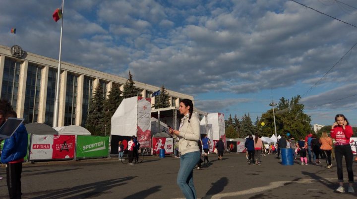 В столице проходит пятый Международный Кишиневский марафон (ФОТОРЕПОРТАЖ)