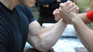 На ЧМ по армрестлингу Молдову представят 19 спортсменов