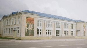 В Хынчештах отремонтировали дом культуры: работы обошлись в 255 тысяч евро