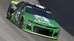 Американский пилот выиграл гонку НАСКАР в Довере