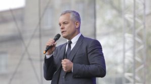 Прокуроры по борьбе с коррупцией требуют выдать ордер на арест Влада Плахотнюка