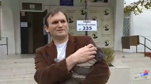 Скандал на избирательном участке в Кишиневе: "Не снимай. Вызову полицию. Ты кто такой?"