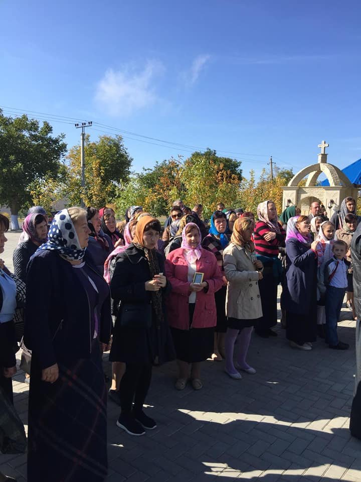 В праздник Покрова Пресвятой Богородицы по улицам Комрата прошел крестный ход