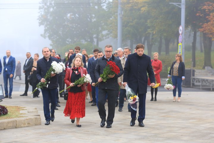 Этот город в … дыму: 50 оттенков запахов праздничного Кишинева (ФОТОРЕПОРТАЖ)