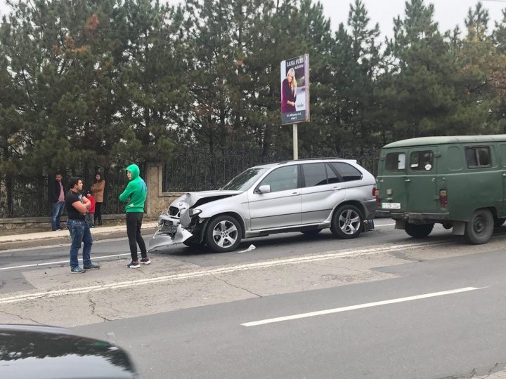 ДТП на Буюканах: два BMW серьезно повреждены (ФОТО, ВИДЕО)