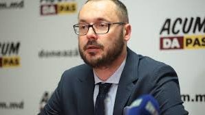 Коллега Литвиненко по блоку АКУМ поддержал его решение об увольнении с поста главы парламентской комиссии