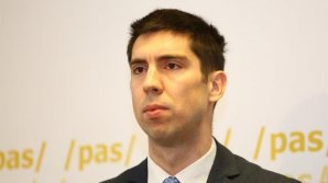 Попшой обвинил Додона во вмешательстве в правосудие: Он отдает долги тем, кто спонсировал его кампанию