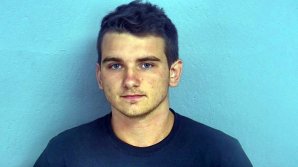 В США мужчина получил полгода условно за "эксперимент" с оружием в магазине