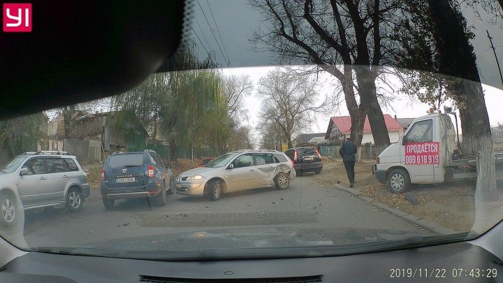 Недоброе утро: на Мунчештской улице столкнулись два автомобиля