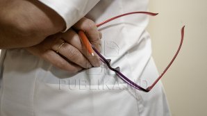 За минувшие выходные восемь человек получили крупные штрафы за нарушение карантина