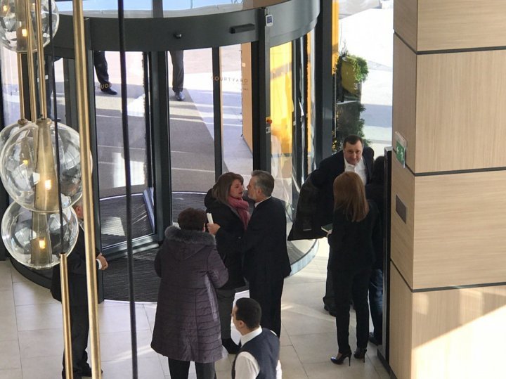 Влад Филат явился на Национальный совет ЛДПМ, созванный по случаю основания партии (ФОТО)