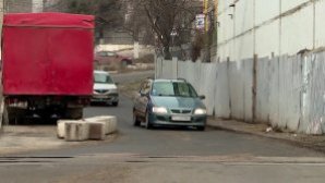 Склад на Чеканах, в котором два года назад произошел пожар, представляет опасность для жителей