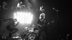 Queen и Адам Ламберт дали благотворительный концерт в Австралии