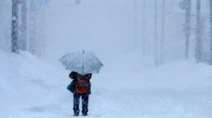 Снег, дожди и метели: синоптики объявили по Молдове ОРАНЖЕВЫЙ КОД метеоопасности