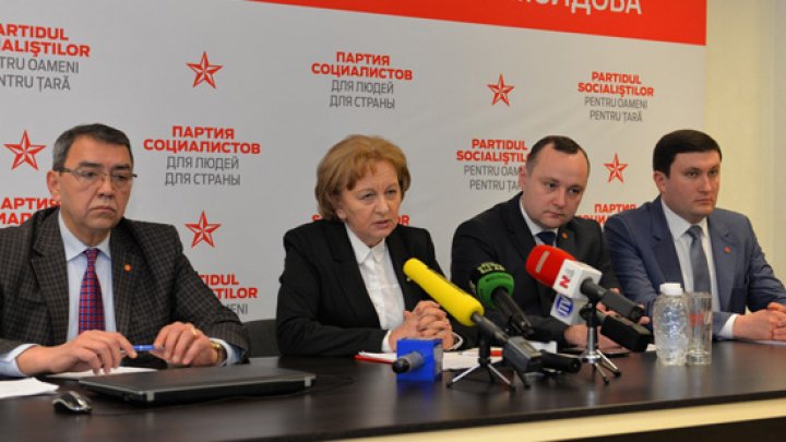 Гречаную и депутатов ПСРМ обвинили в подтасоквах при подсчете голосов за законопроекты