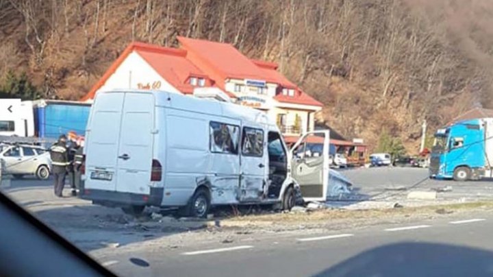 В Румынии в ДТП попал микроавтобус с гражданами Молдовы (ФОТО)